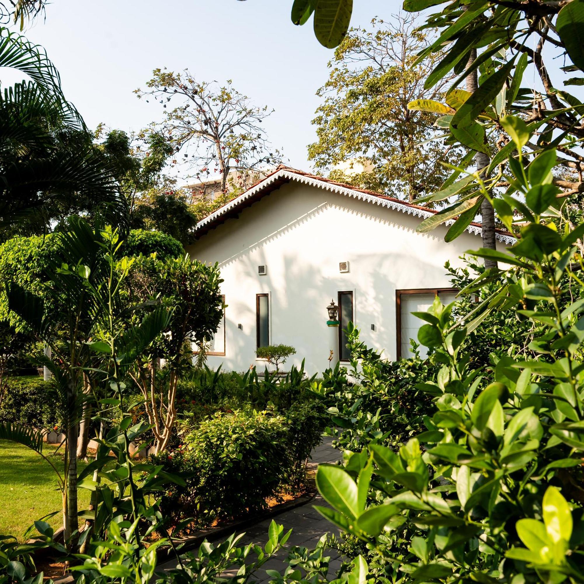 Green Meadows Resort Chennai Exteriör bild